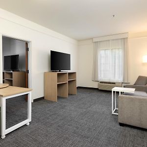One-Bedroom King Suite
